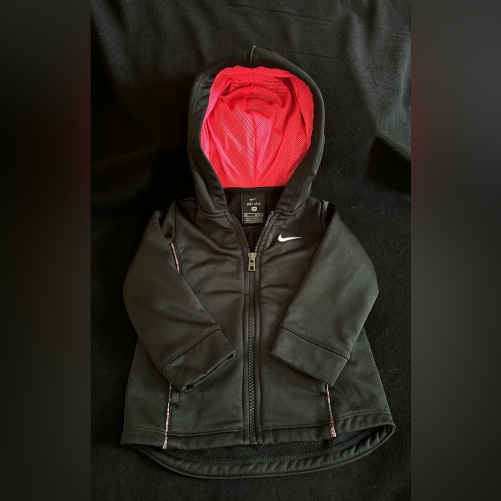 Great 18M lightweight Nike jacket